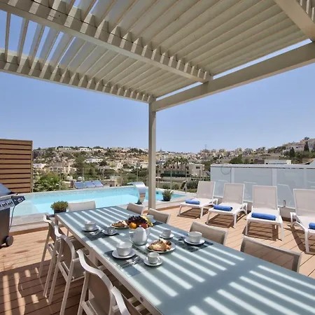 Ida - Indoor Heated Pool, Sauna, Games And Gym * Mellieħa