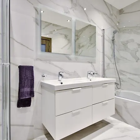 Villa Ida - Indoor Heated Pool, Sauna, Games And Gym