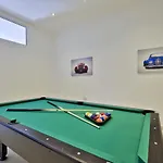 Ida - Indoor Heated Pool, Sauna, Games And Gym فيلة المليحة