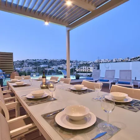 Villa Ida - Indoor Heated Pool, Sauna, Games And Gym Mellieha