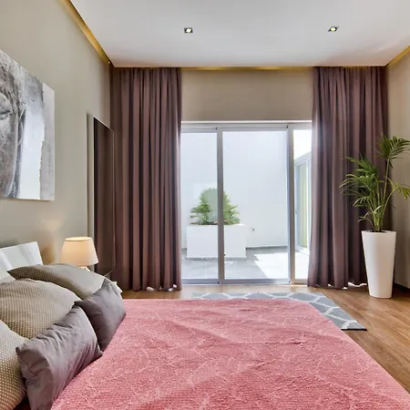 Ida - Indoor Heated Pool, Sauna, Games And Gym *