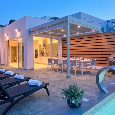 Ida - Indoor Heated Pool, Sauna, Games And Gym Willa *