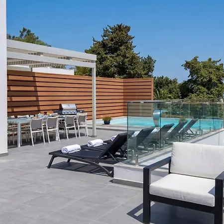 Ida - Indoor Heated Pool, Sauna, Games And Gym