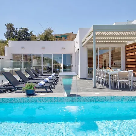 Ida - Indoor Heated Pool, Sauna, Games And Gym * Mellieħa