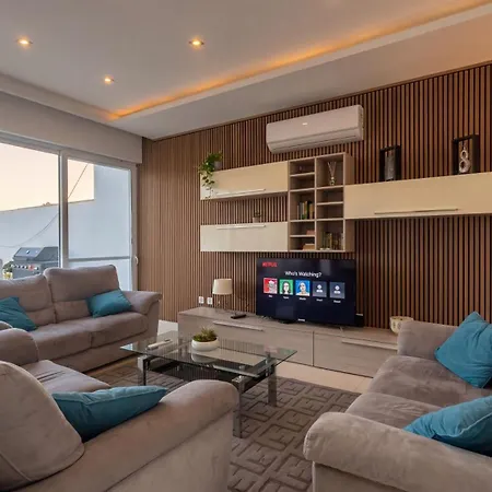 Ida - Indoor Heated Pool, Sauna, Games And Gym