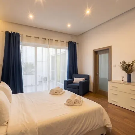 Ida - Indoor Heated Pool, Sauna, Games And Gym * Mellieħa