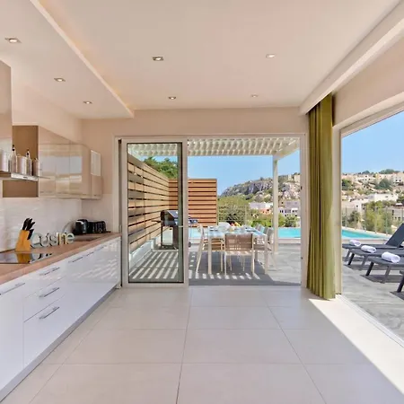 Ida - Indoor Heated Pool, Sauna, Games And Gym